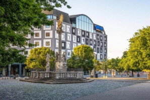 Park Inn by Radisson Danube Bratislava | 5th European Advanced School of Internal Medicine EASIM in Bratislava 2023